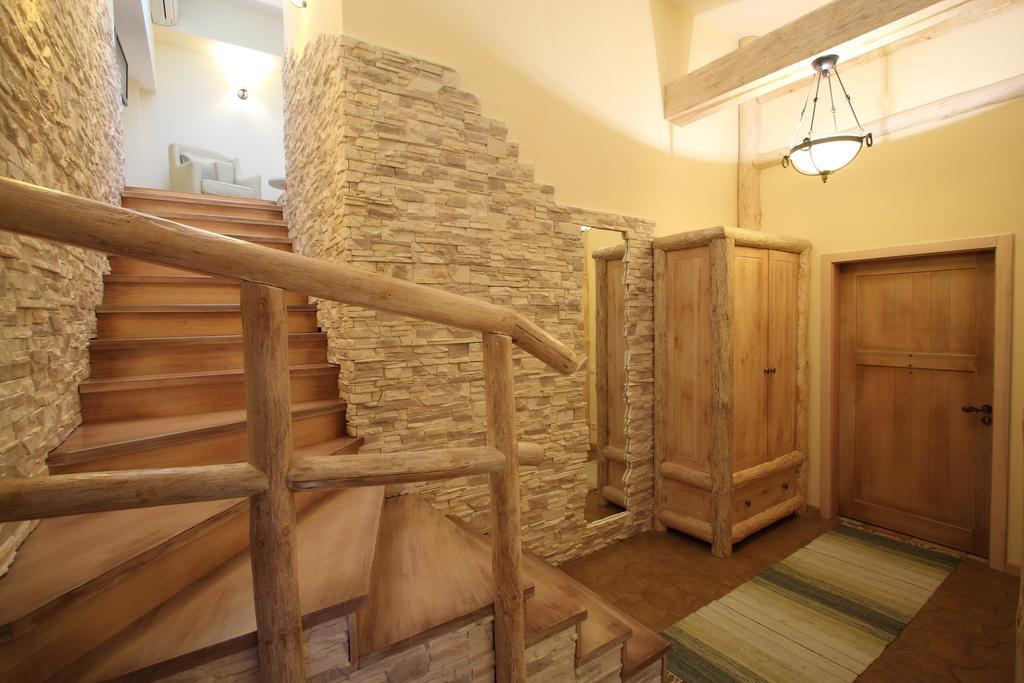 Park-Hotel Butenko Stable Protsev Bagian luar foto